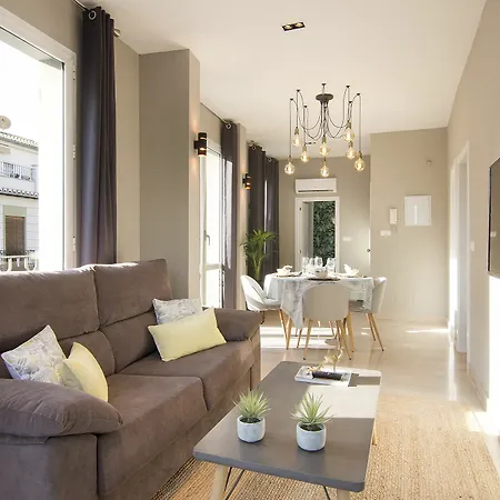 Chezmoihomes Luxury Carmen アパート *